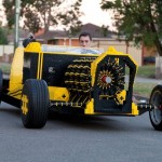 Riktig bil byggd av LEGO (video)